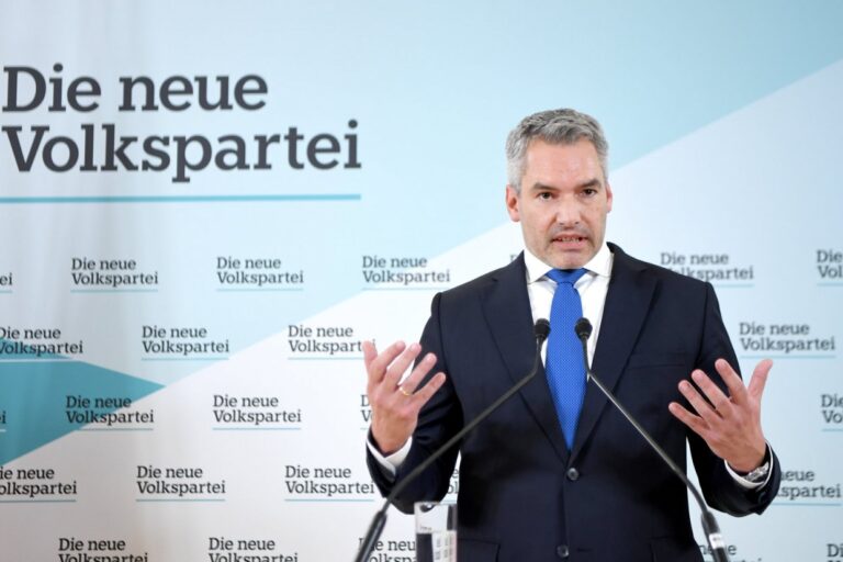 211203-1231-oevp-bundesparteivorstand-pk-nehammer