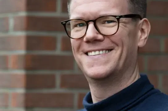 Patrick-Peters-Allensbach-Hochschule-544×600