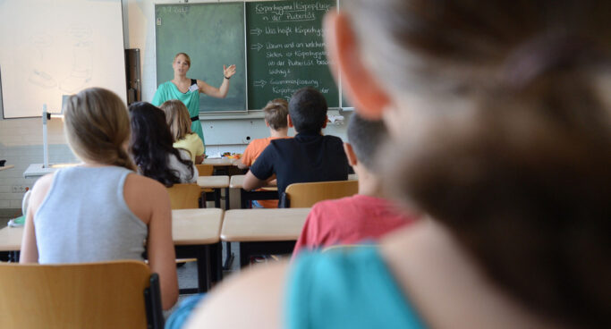csm_Unterricht-Schule_dpa_40898872_2434x1310_dbab41b5ac