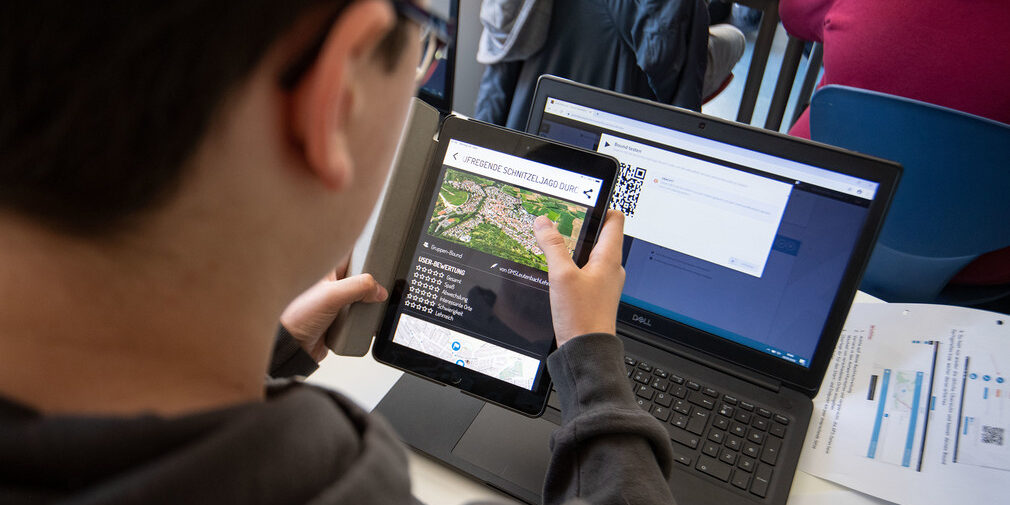 csm_200928_Schule_Digitalisierung_Tablet_Laptop_137593895_dpa_2434x1310_315b4cf3a5