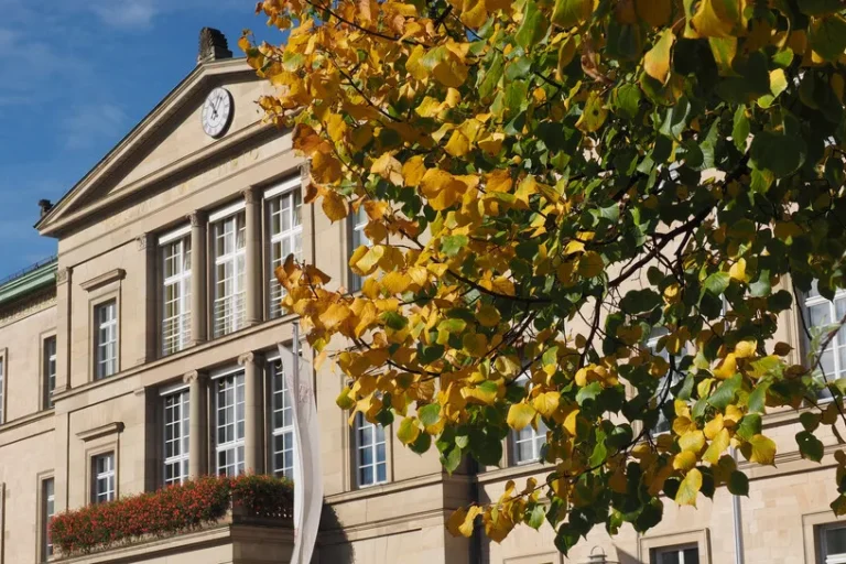 csm_Neue_Aula_2958b645a4