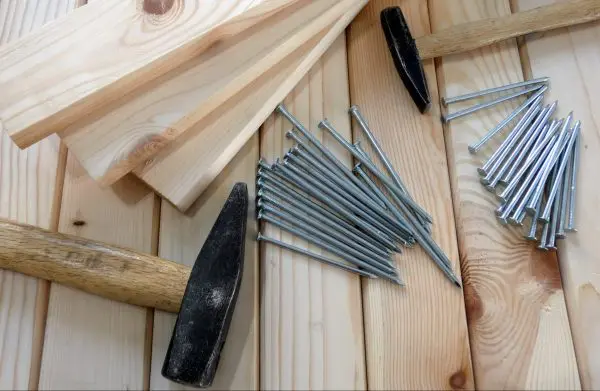 board-build-carpentry-1598213-scaled-e1683712167427-600×391.jpg