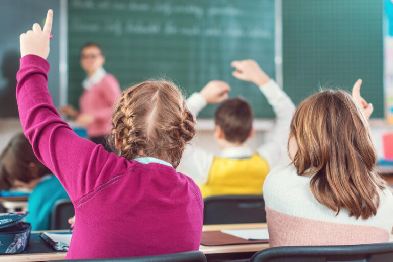 csm_240502_Schule_AdobeStock_436717407_Kzenon2434x1310_d660195cc2