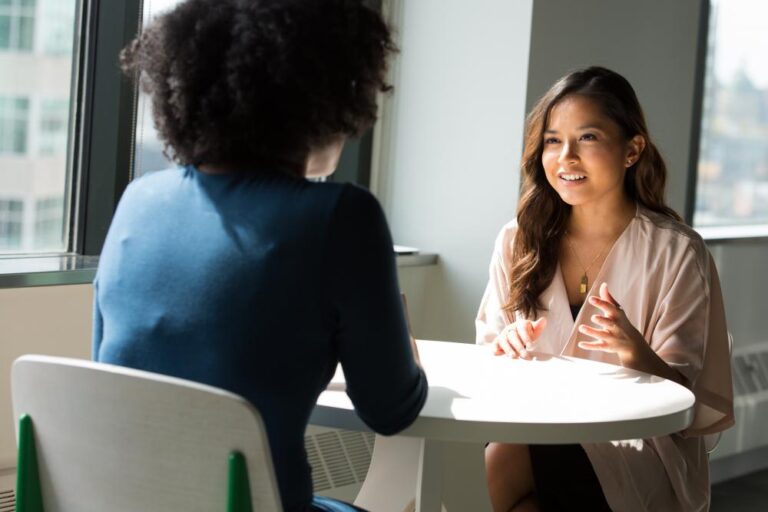 Titelbild_christina-wocintechchat-com-eF7HN40WbAQ-unsplash