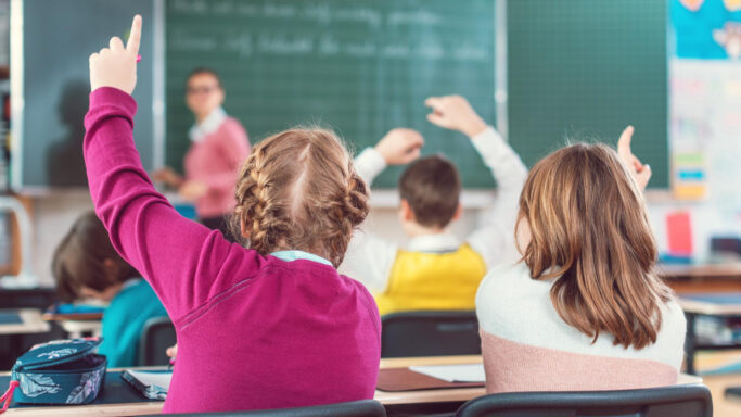 csm_240502_Schule_AdobeStock_436717407_Kzenon2434x1310_d3f29ce56a