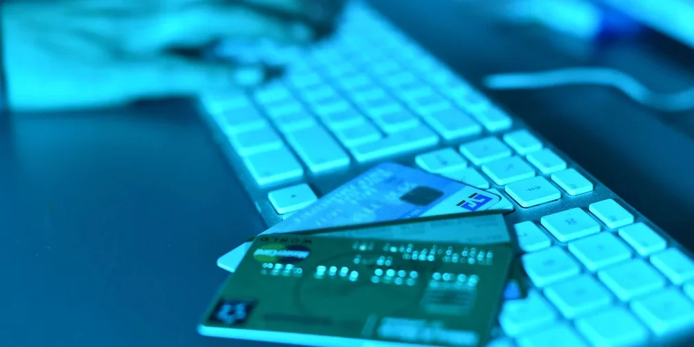 csm_Symbolbild_Cybercrime_Internetkriminalitaet_dpa_105544394_2434x1310_7f666f7a1e