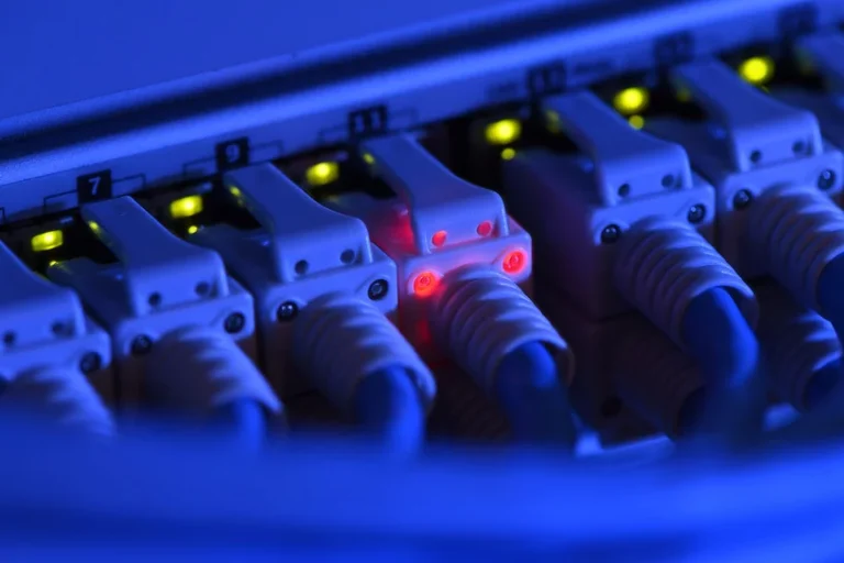 csm_141016_Cybersicherheit_BP_127351599_dpa_2434x1310_b35dbc3b9b